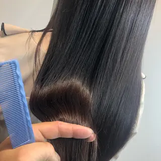 ロング ムトウセイマ/ 縮毛矯正/ブリーチのヘアスタイル