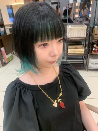 ミディアム カラー 羽エクステ🩷 🤍まき🤍のマツエク・マツパデザイン
