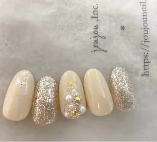 ネイル 山田 由奈のネイルデザイン