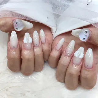 ネイル studio tam 髙橋彩夏のネイルデザイン