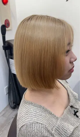 ショート れい|髪質改善| カラー|高槻|大阪のヘアスタイル