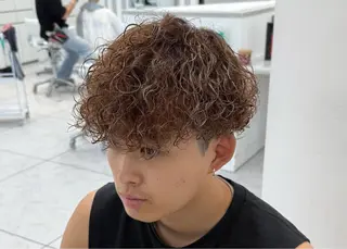 ショート カラー メンズ Ace men's salon 岡崎店所属・🔥メンズ特化美容師 🔥石川大雅のヘアスタイル