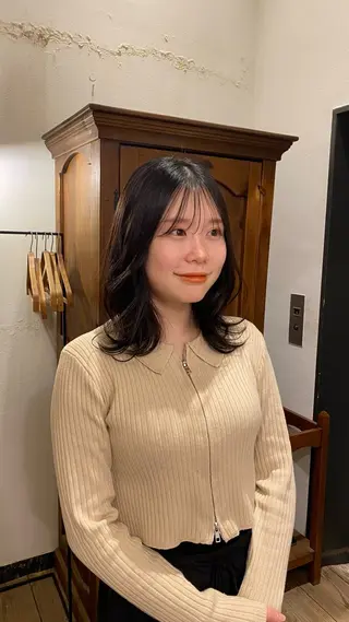 ミディアム 透明感カラー 🦙なりたりみのヘアスタイル