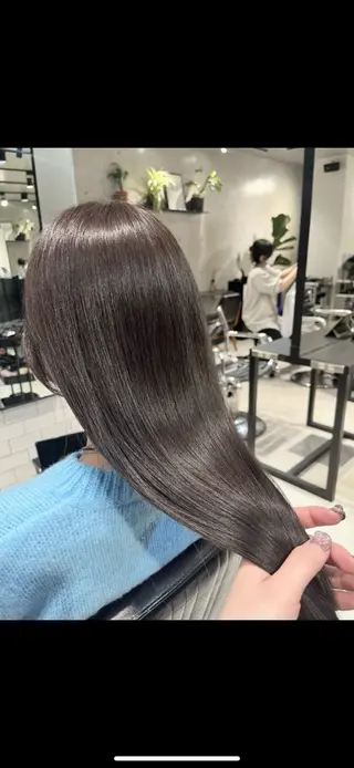 ロング カラー パーマ ヘアアレンジ 透明感/オリーブ/ グレージュ/YUKAのヘアスタイル