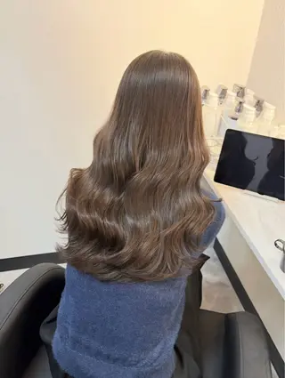 カラー 韓国風レイヤーカラー ライムのヘアスタイル