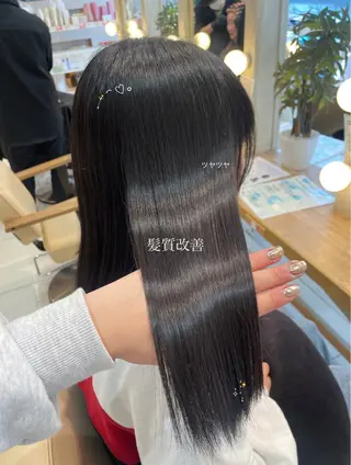 ミディアム ブリーチなしカラー/ 暖色カラー/艶カラーのヘアスタイル