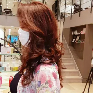 ロング カラー ヘアアレンジ  知念　香トータル ビューティー🌷のヘアスタイル