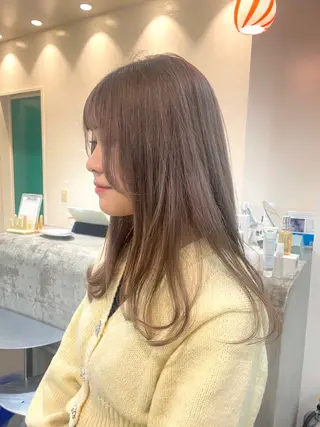 ロング 丸山 愛万音のヘアスタイル