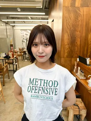 ショート カラー 🎧パーソナルケア/ 透明感カラー/ミユのヘアスタイル