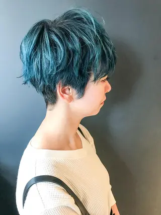 ショート カラー BOX mico.のヘアスタイル