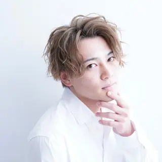 カラー パーマ メンズ スパイラル波巻き パーマ井本汰壱のヘアスタイル