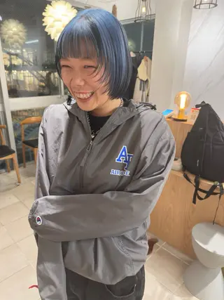 ショート カラー broocH 清水 駿【デザインカラー】のヘアスタイル