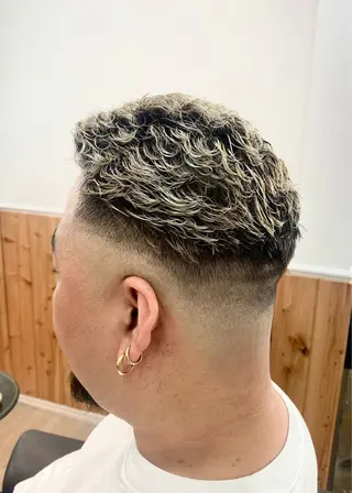 ショート カラー パーマ メンズ Stastny by Lumi 日ノ出町店【スチャスティニーバイルミ】所属・メンズ特化美容師/ スチャスティニーのヘアスタイル