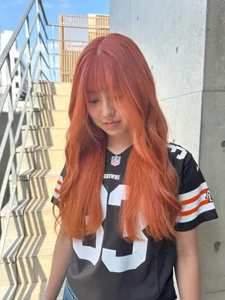 ロング 佃 優音のヘアスタイル