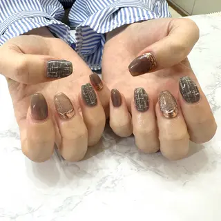 ネイル Elegancia. Hiromiのネイルデザイン