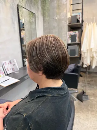 ショート カラー 川口開世 short cutのヘアスタイル