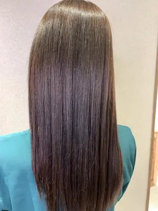 セミロング 難波/髪質改善/スパ ツヤ／顔周りレイヤーのヘアスタイル