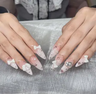 ネイル Lee Nailsのネイルデザイン