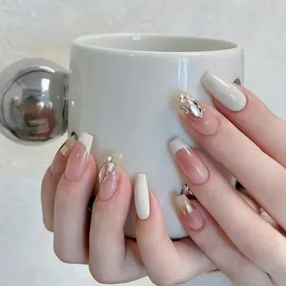 ネイル Queens 榊 まおのネイルデザイン