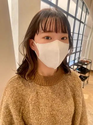 ミディアム カラー 増井 彩乃のヘアスタイル