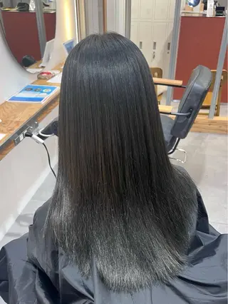 セミロング カラー パーマ akira｜ 透明感ベージュ｜梅田のヘアスタイル