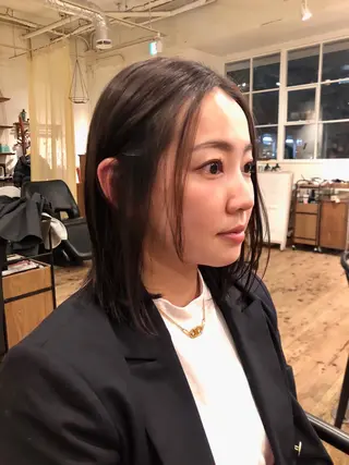 ミディアム カラー 鈴木 世莉のヘアスタイル