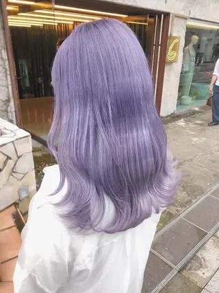 ロング カラー ヘアアレンジ 💟Chloe原宿店 🩶ハイトーンのヘアスタイル