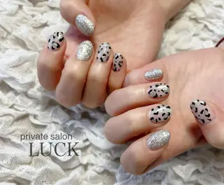 ネイル salon LUCKのマツエク・マツパデザイン
