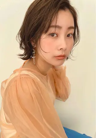 ショート カラー 木下 奈々のヘアスタイル