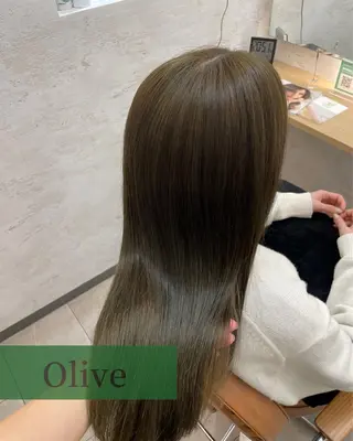ロング カラー 高橋 芽衣のヘアスタイル