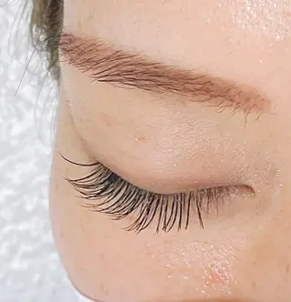 マツエク・マツパ BELLE U所属・BELLE  U KONDOのマツエク・マツパデザイン