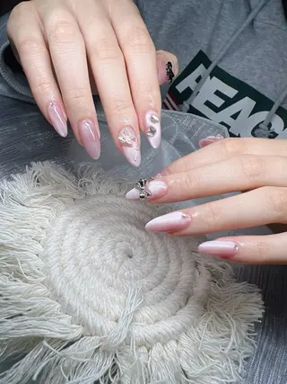ネイル Lee Nailsのネイルデザイン