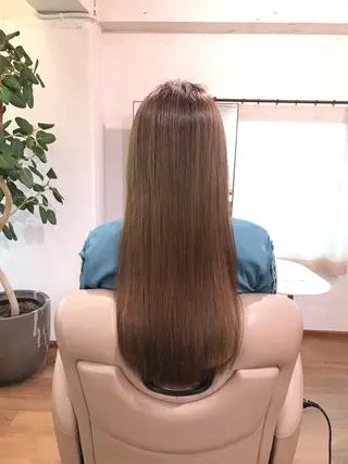 ロング カラー 吉田 小百合のヘアスタイル