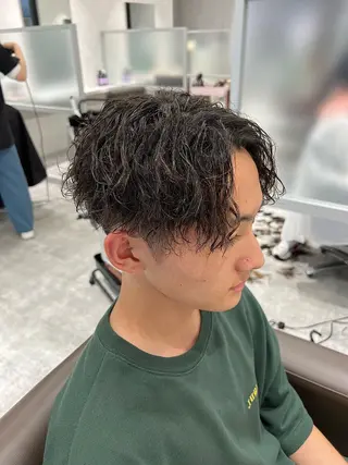 ショート カラー パーマ メンズ 関西センターパート メンズモデル募集のヘアスタイル