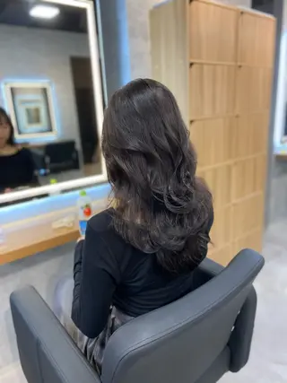 ロング カラー ヘアアレンジ レイヤー×透明感カラ ーHAYATOのヘアスタイル