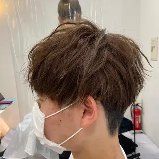 カラー メンズ Luce 杉本のヘアスタイル