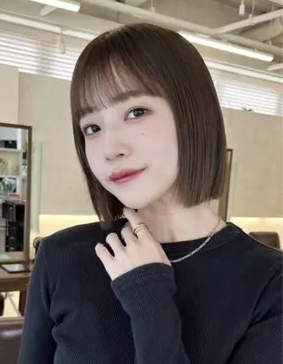 ショート 福岡美容師 透明感カラーのヘアスタイル