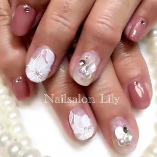 ネイル Lily*nail 🌻Mii🌻のネイルデザイン