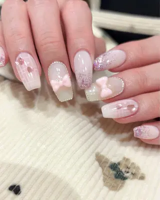 ネイル émure. パラジェル認定サロンのネイルデザイン