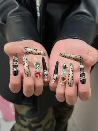 ネイル Julli ジュリのネイルデザイン