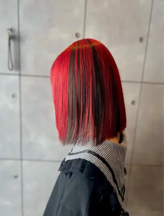 ミディアム カラー 🌈インナーカラー ‘ショウマ’🌈のヘアスタイル