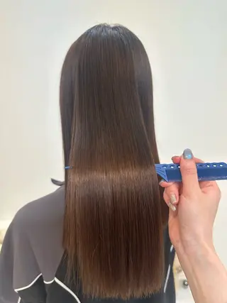 ミディアム Emuest心斎橋 SAKIのヘアスタイル