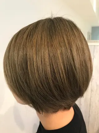 ショート 40代ママの 若見え専門美容師のヘアスタイル