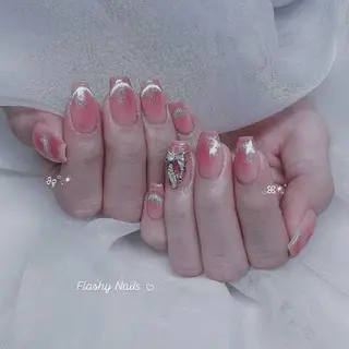 ネイル FlashyNails所属・Flashy Nailsのネイルデザイン