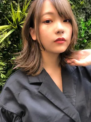 ミディアム Hikaru Takahashiのヘアスタイル
