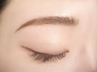 アイブロウ Beauty Salon PIMIL所属・PIMIL佐々木 亜里沙のマツエク・マツパデザイン