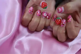 ネイル NAILSALON RandU...のネイルデザイン