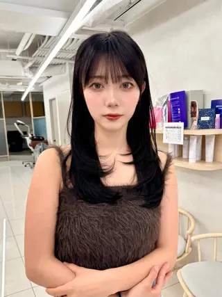 ロング 三鷹で1番ショート ボブをカットする新谷のヘアスタイル