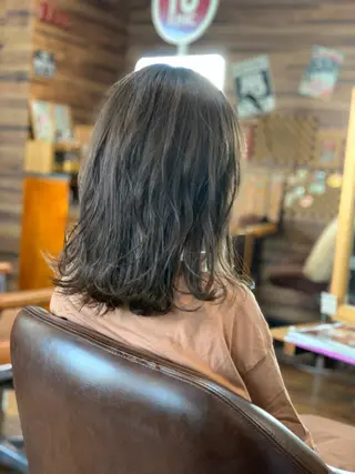 セミロング カラー 川名 充✂️のヘアスタイル
