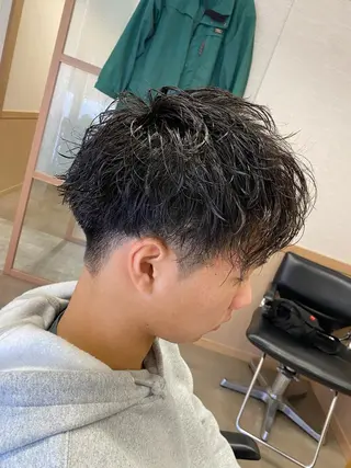 パーマ メンズ 艶カラー/髪質改善/ 西　大喜(ひろき)のヘアスタイル